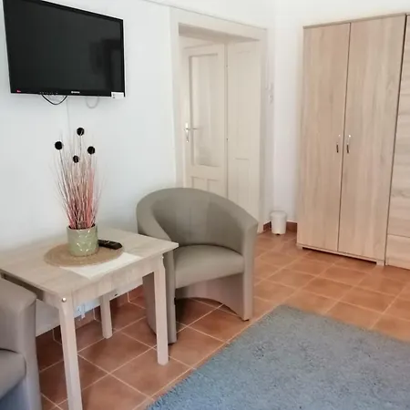 Mediterran Apartmanhaz Kecskemét