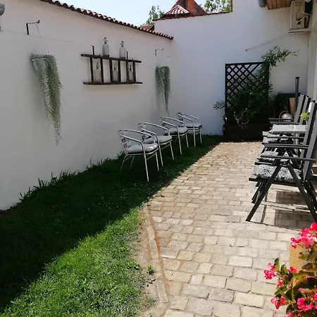 Mediterran Apartmanhaz Apartament *
