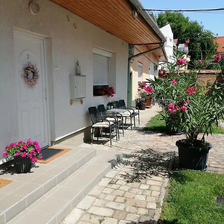 Mediterran Apartmanhaz * Kecskemét
