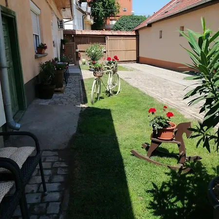 Mediterran Apartmanhaz Apartment Kecskemét
