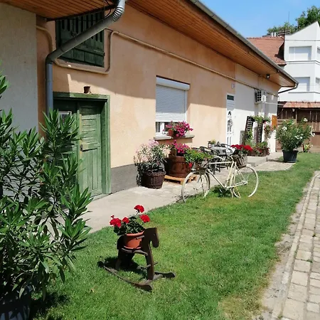 Mediterran Apartmanhaz Apartment